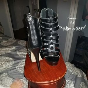 heel SOLD SOLD SOLD SOLD SOLD SOLD SOLD